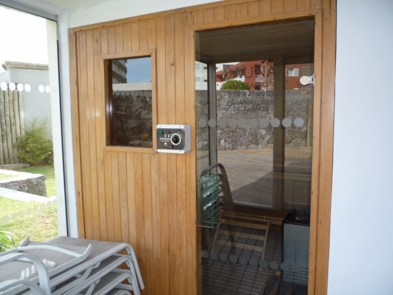 Depto en venta 3 dorm y dep en Playa Brava